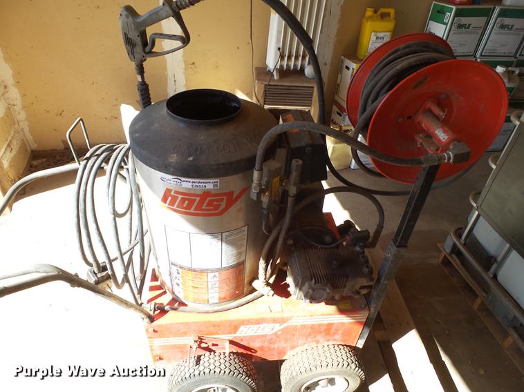 image for item EI9539 Hotsy 87055 pressure washer