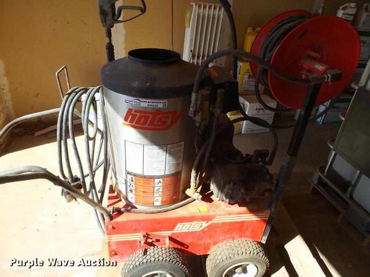 image for item EI9539 Hotsy 87055 pressure washer