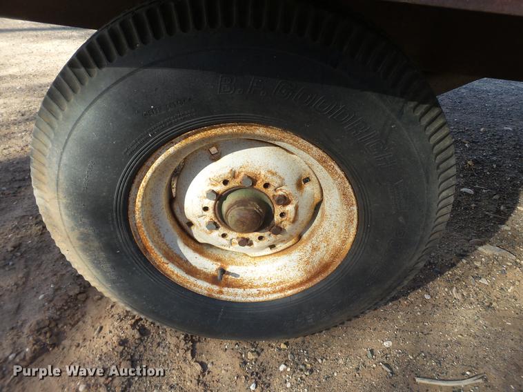 image for item EN9502 Cotton trailer