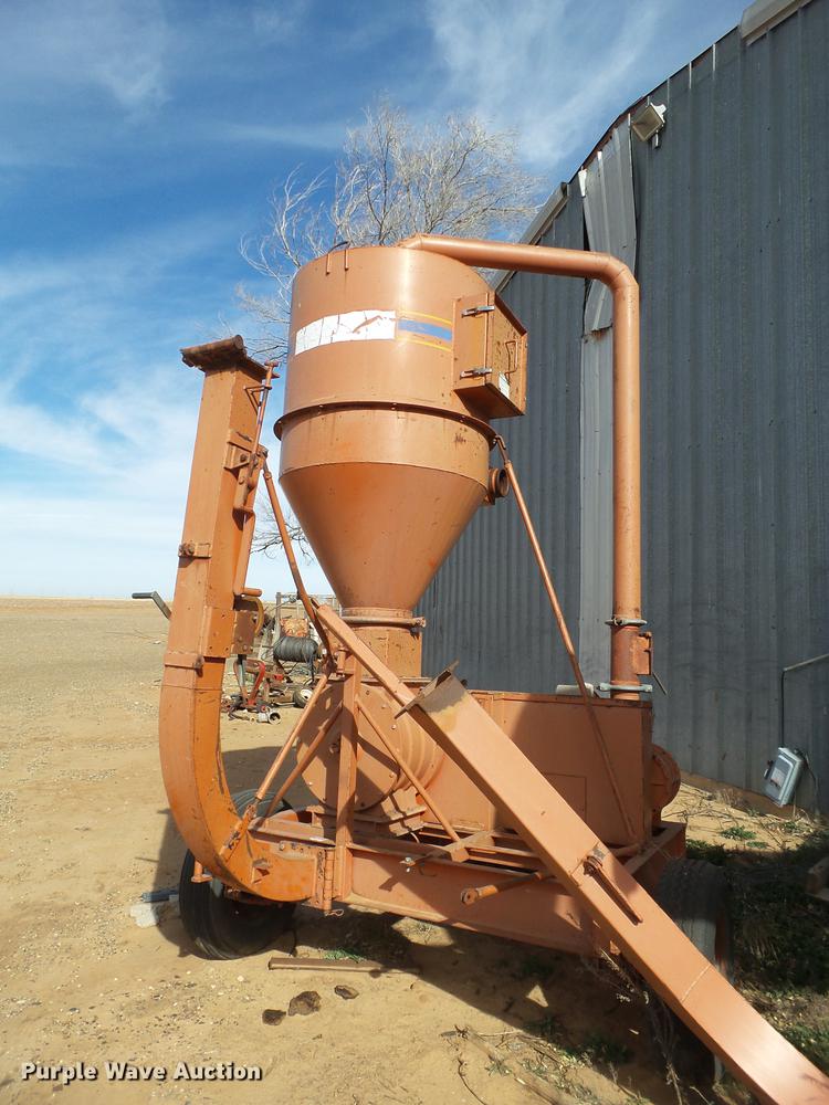 image for item EN9503 Dunrite Harvest vacuum