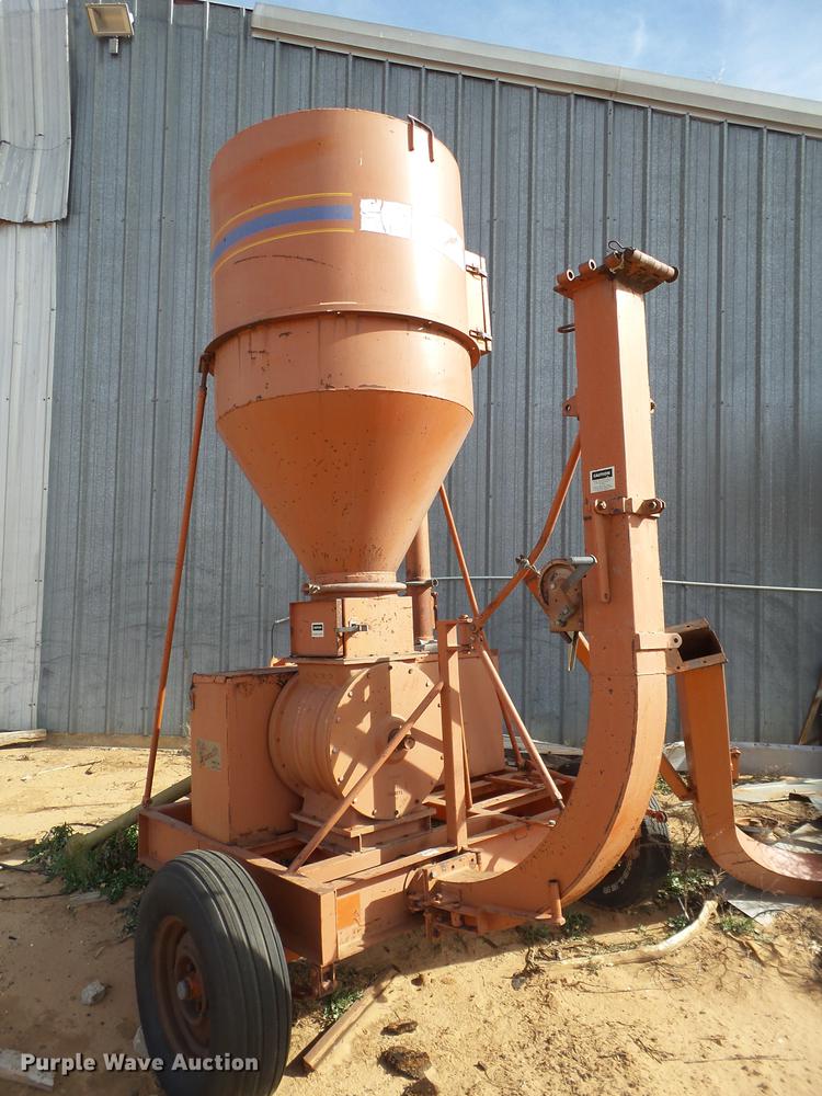 image for item EN9503 Dunrite Harvest vacuum