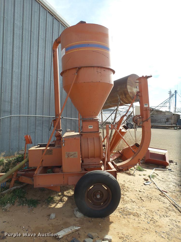 image for item EN9503 Dunrite Harvest vacuum