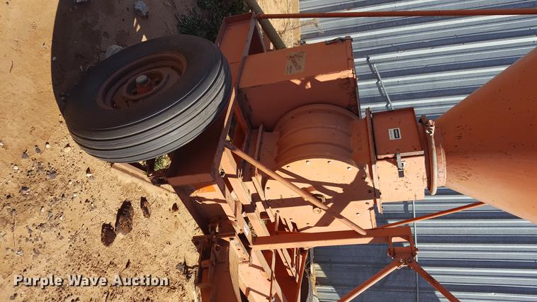 image for item EN9503 Dunrite Harvest vacuum