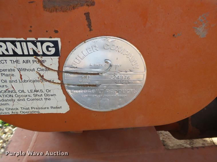 image for item EN9503 Dunrite Harvest vacuum