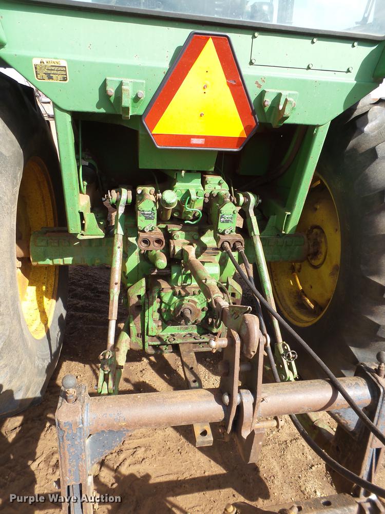 image for item EN9506 1977 John Deere 4230 tractor