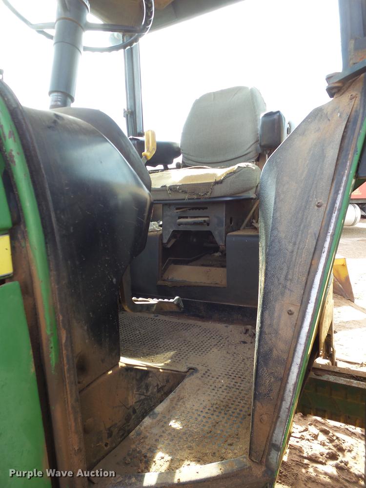 image for item EN9506 1977 John Deere 4230 tractor