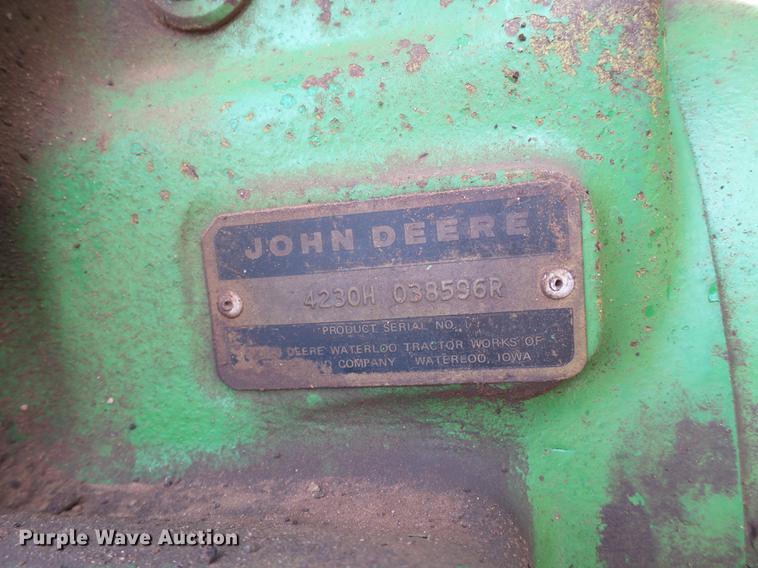 image for item EN9506 1977 John Deere 4230 tractor