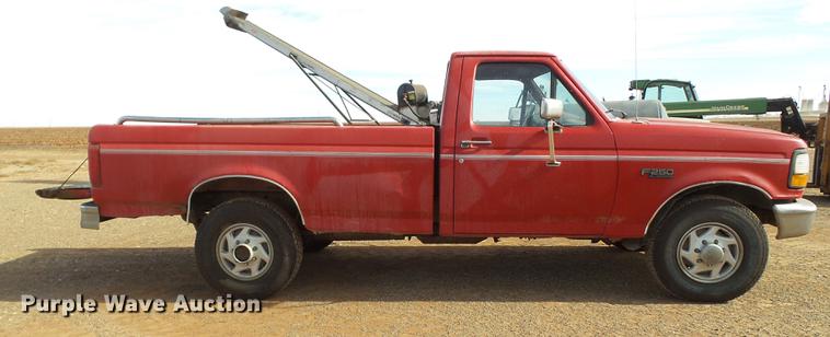 image for item EN9507 1994 Ford F250 pickup truck