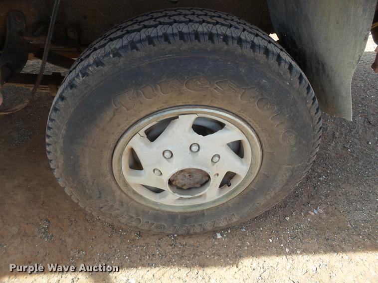 image for item EN9507 1994 Ford F250 pickup truck