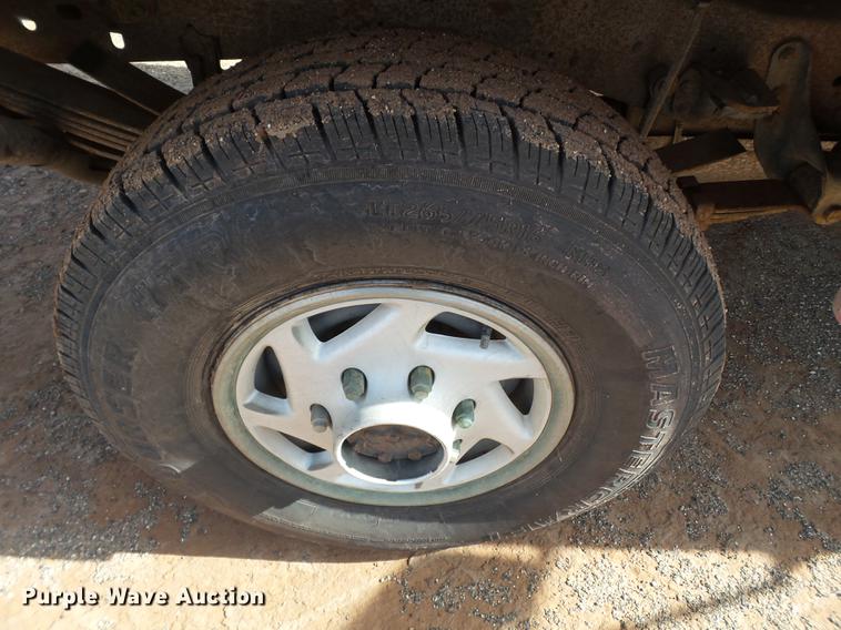 image for item EN9507 1994 Ford F250 pickup truck