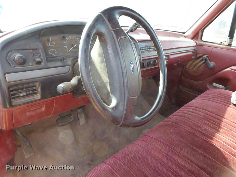 image for item EN9507 1994 Ford F250 pickup truck