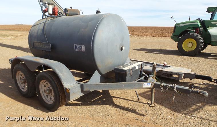 image for item EN9508 LEE DT475 fuel tank trailer