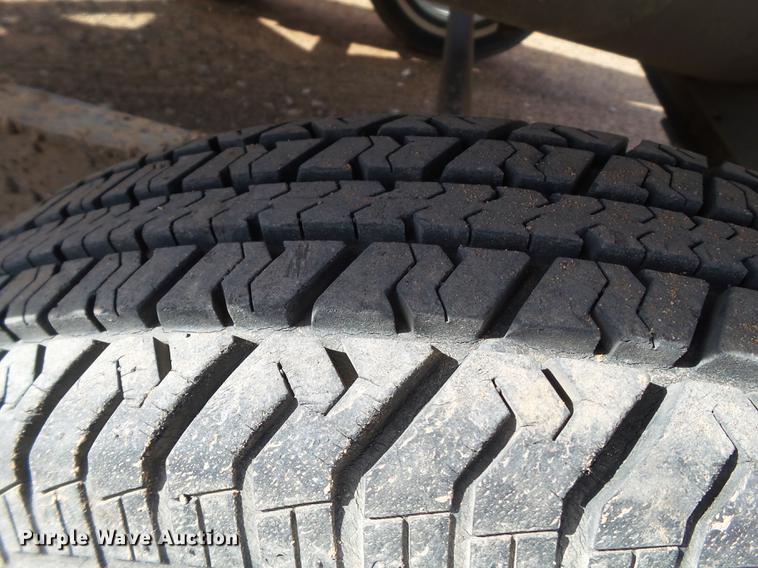 image for item EN9508 LEE DT475 fuel tank trailer