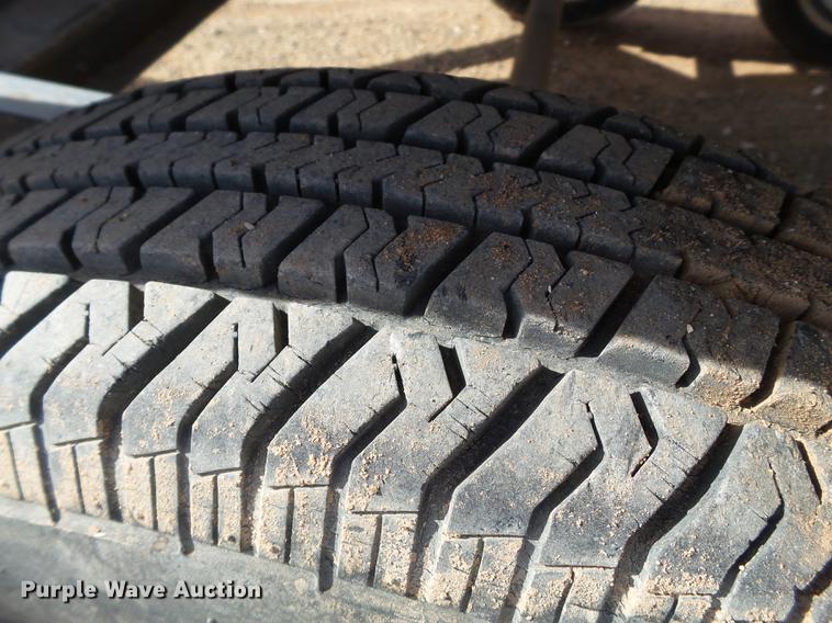 image for item EN9508 LEE DT475 fuel tank trailer