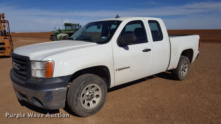 image for item EN9517 2008 GMC Sierra 1500 Ext. Cab pickup truck