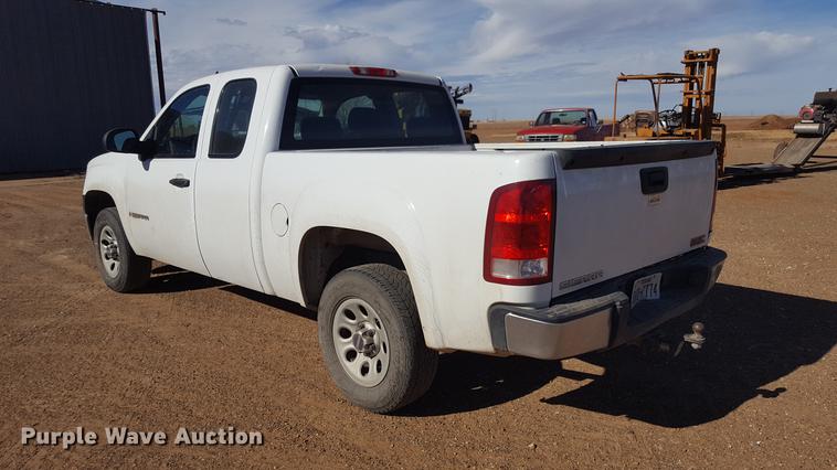 image for item EN9517 2008 GMC Sierra 1500 Ext. Cab pickup truck