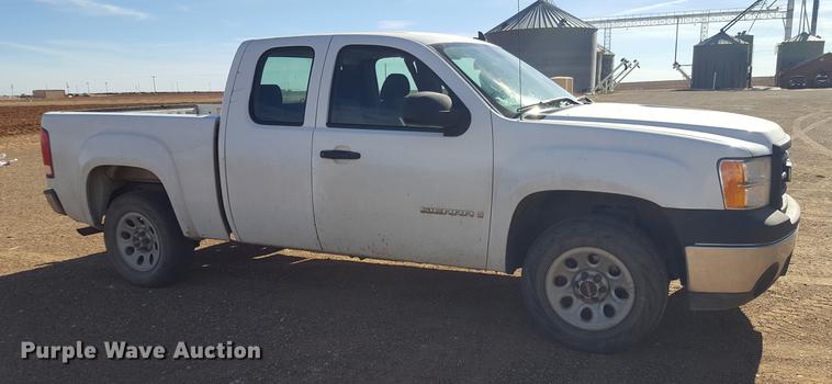 image for item EN9517 2008 GMC Sierra 1500 Ext. Cab pickup truck