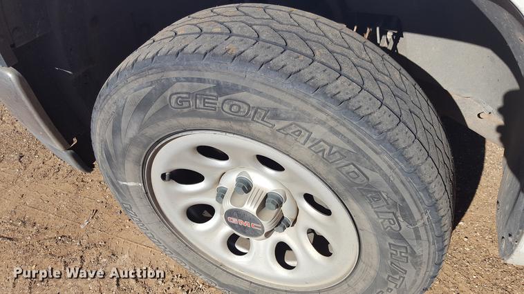 image for item EN9517 2008 GMC Sierra 1500 Ext. Cab pickup truck