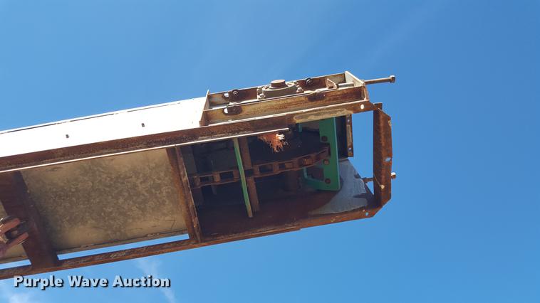 image for item EN9520 Hutchinson conveyor