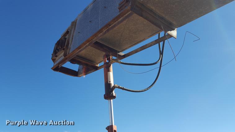 image for item EN9520 Hutchinson conveyor