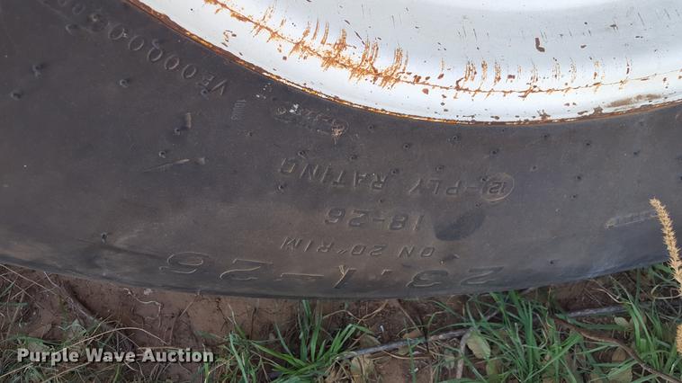 image for item EN9523 Hesston Stakhand 60B bale stacker