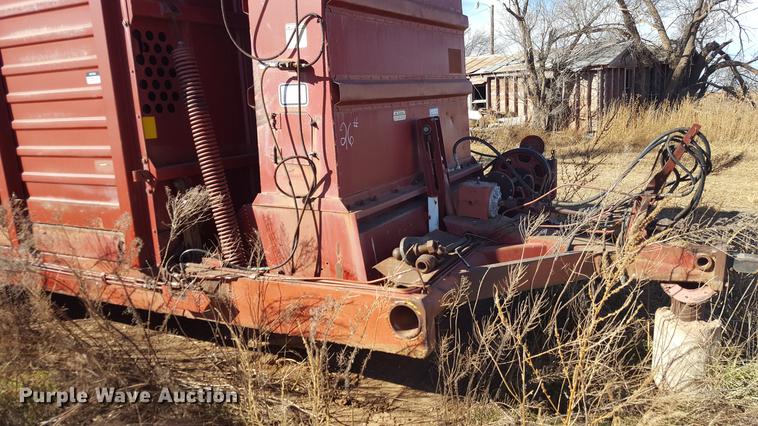 image for item EN9523 Hesston Stakhand 60B bale stacker