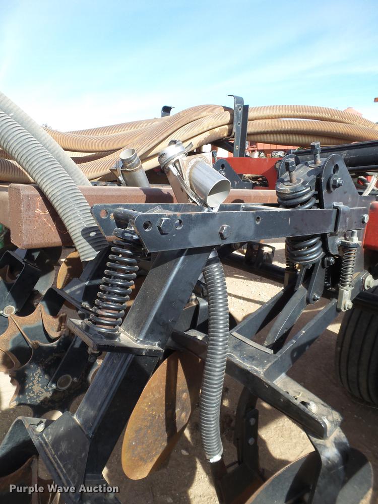 image for item G1026 Case IH Nutri-tiller 5310 strip till applicator