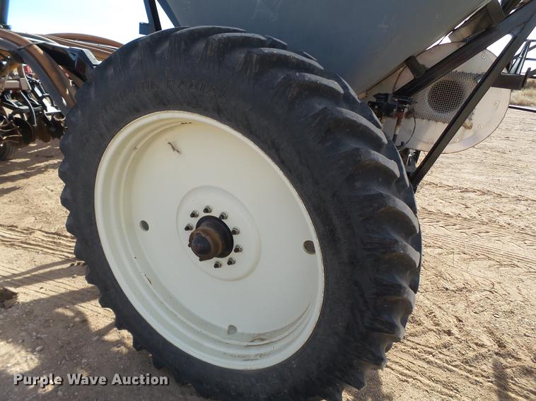 image for item G1026 Case IH Nutri-tiller 5310 strip till applicator