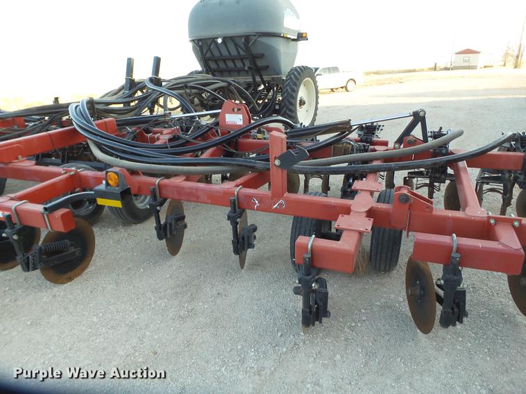 image for item G1026 Case IH Nutri-tiller 5310 strip till applicator