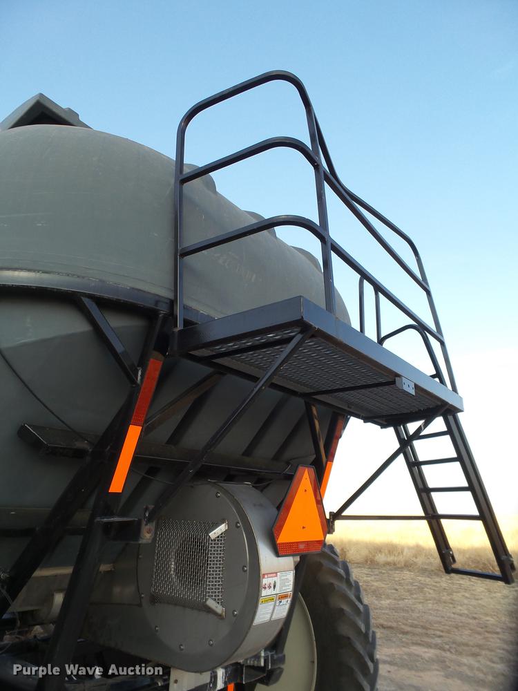 image for item G1026 Case IH Nutri-tiller 5310 strip till applicator