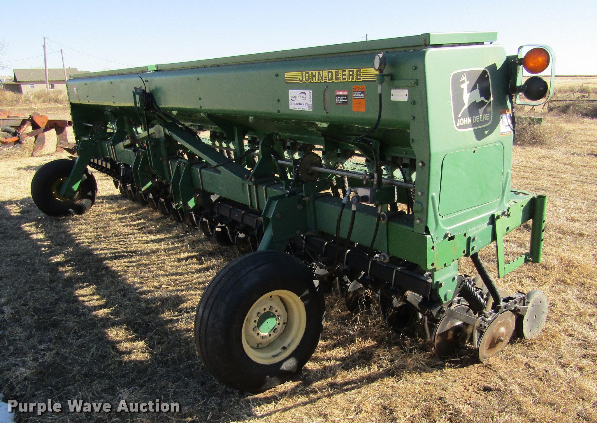 John Deere 1520 grain drill in Liberal, KS Item DC8322 sold Purple Wave