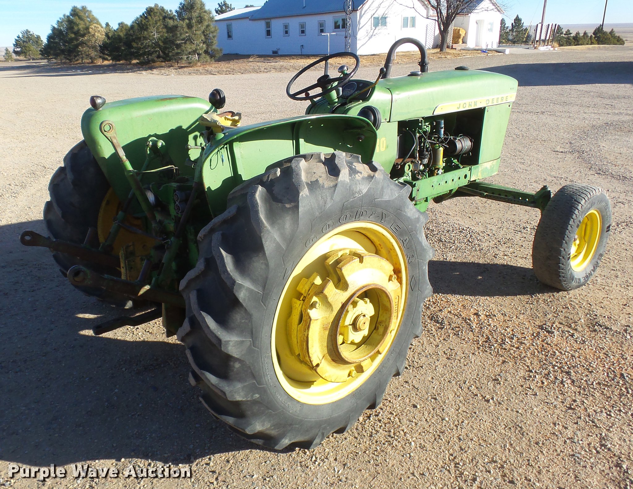 John Deere 2010 tractor in Hugo, CO Item DC8330 sold Purple Wave