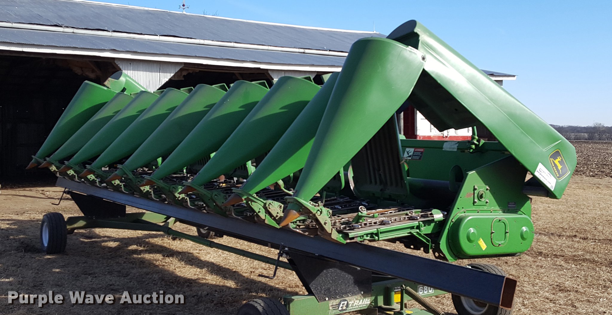 1999 John Deere 893 corn head in Concordia, MO Item DD5431 sold