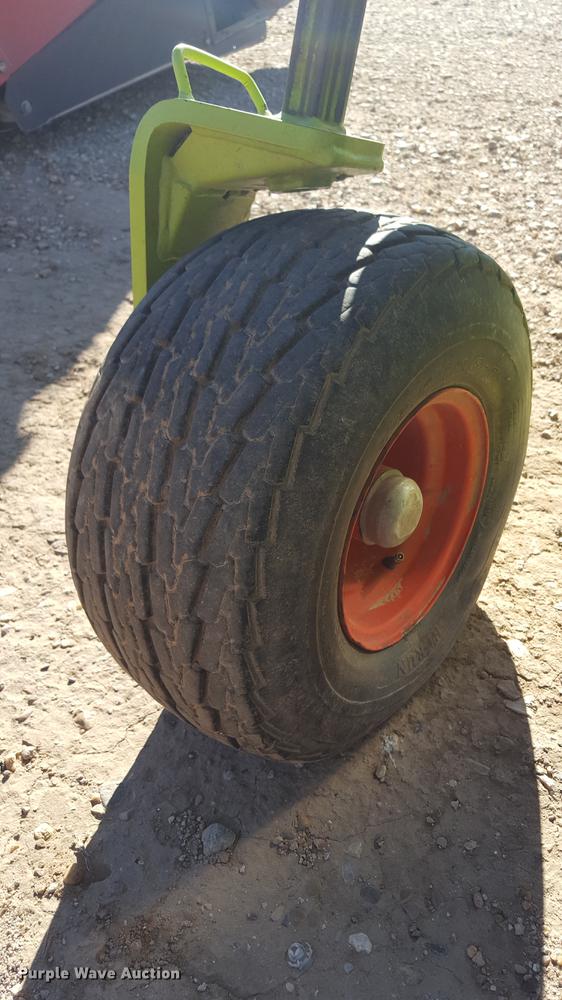 image for item BJ9778 2014 Claas 380 pickup head