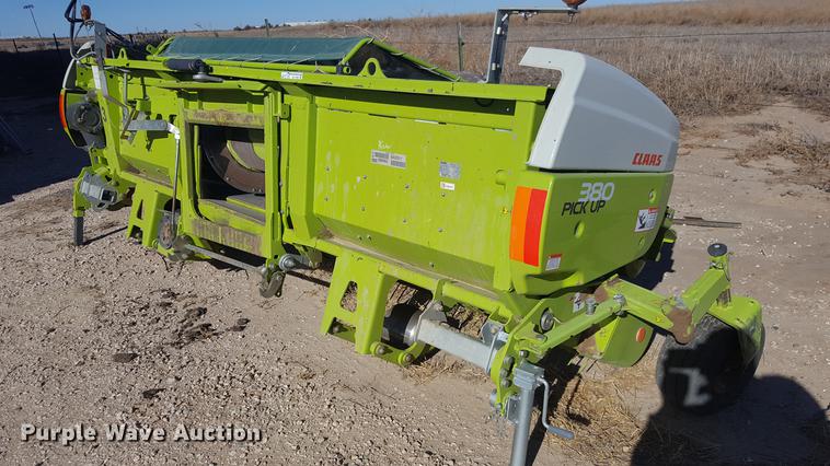 image for item BJ9780 2016 Claas 380 pickup head
