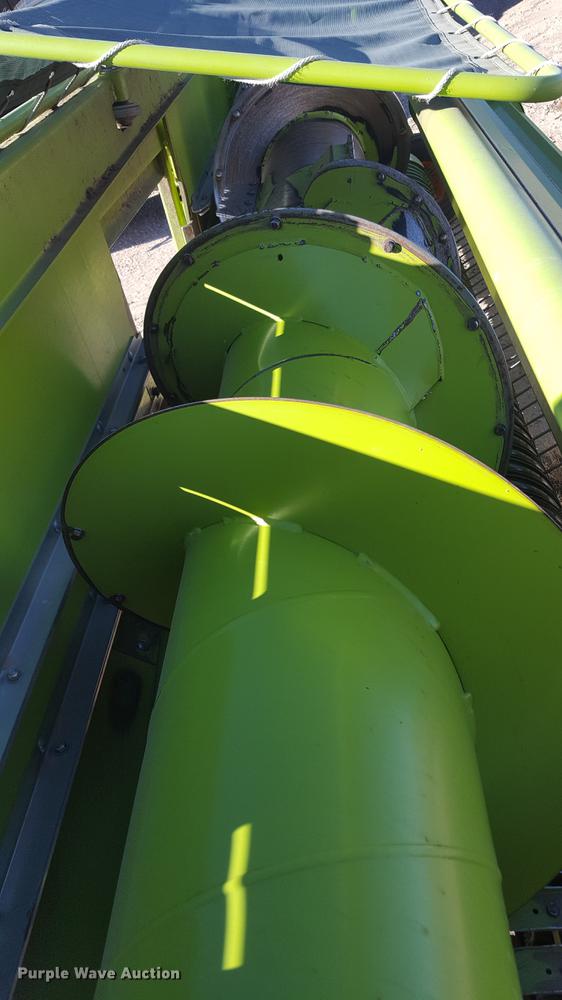 image for item BJ9780 2016 Claas 380 pickup head