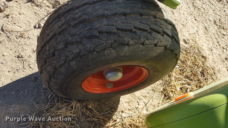 image for item BJ9780 2016 Claas 380 pickup head