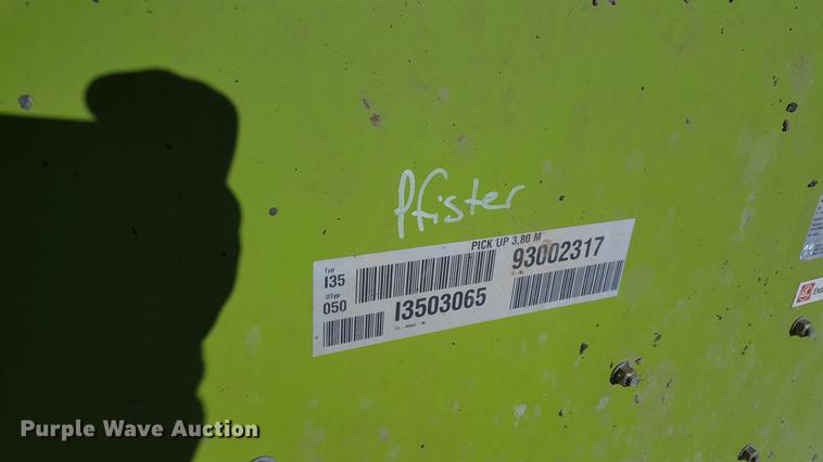 image for item BJ9780 2016 Claas 380 pickup head