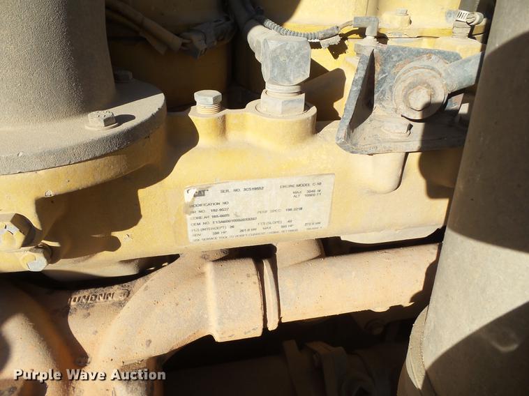 image for item BJ9795 2001 Peterbilt 378 semi truck