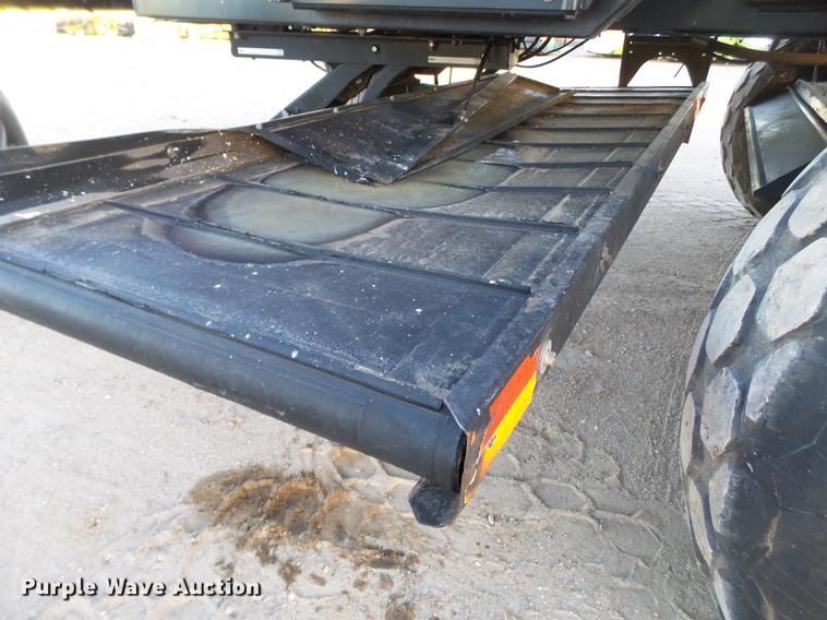 image for item BJ9798 2014 MacDon M205 self-propelled windrower