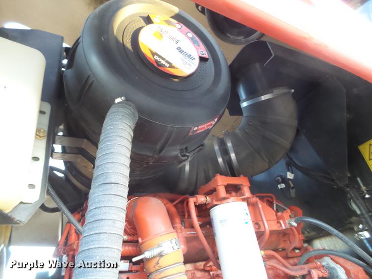 image for item BJ9798 2014 MacDon M205 self-propelled windrower