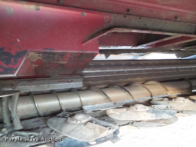 image for item BJ9798 2014 MacDon M205 self-propelled windrower