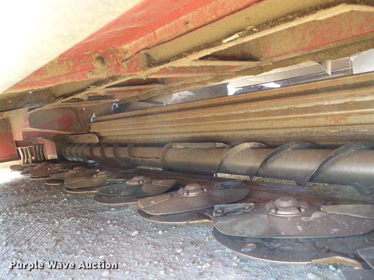 image for item BJ9799 2015 MacDon M205 self-propelled windrower