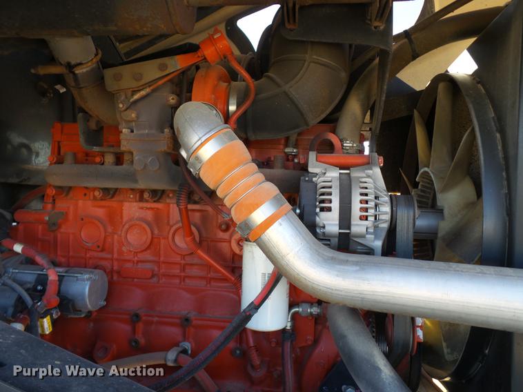 image for item BJ9799 2015 MacDon M205 self-propelled windrower