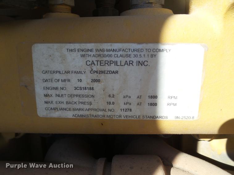 image for item BJ9800 2001 Peterbilt 378 semi truck