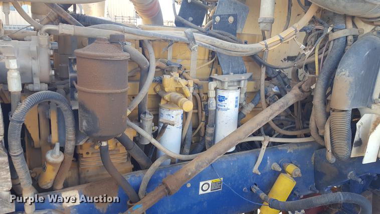 image for item BJ9801 2001 Peterbilt 378 semi truck