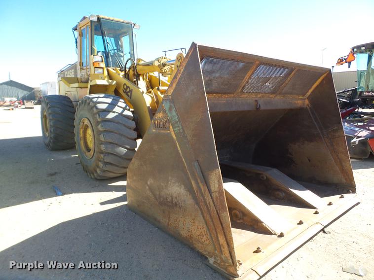 image for item BJ9803 1993 Case 921 wheel loader