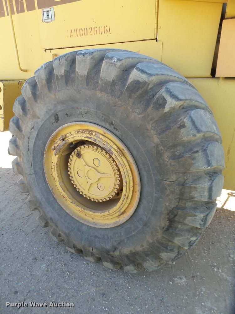 image for item BJ9803 1993 Case 921 wheel loader