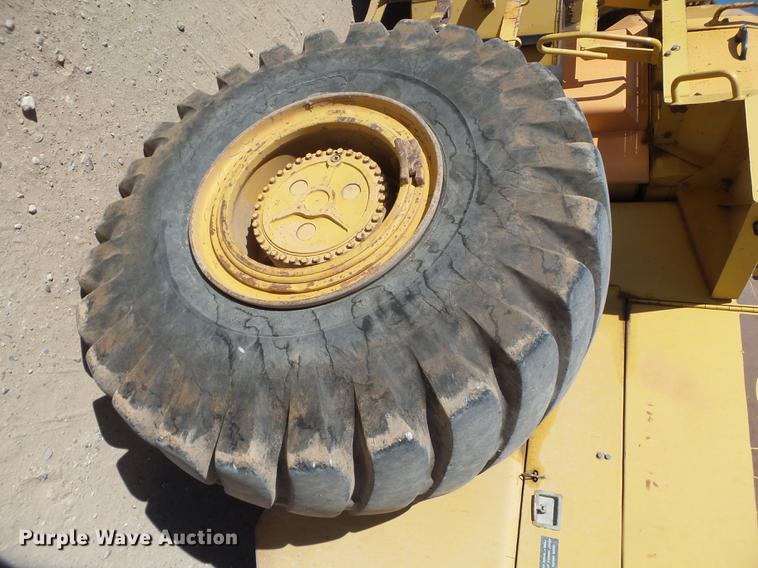 image for item BJ9803 1993 Case 921 wheel loader