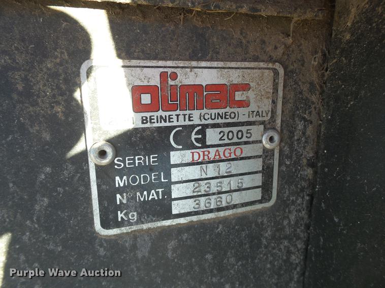 image for item BJ9813 2005 Drago N12 corn head